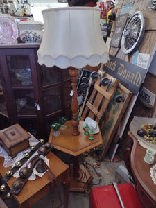 #20134 - Table/Lamp Combination
