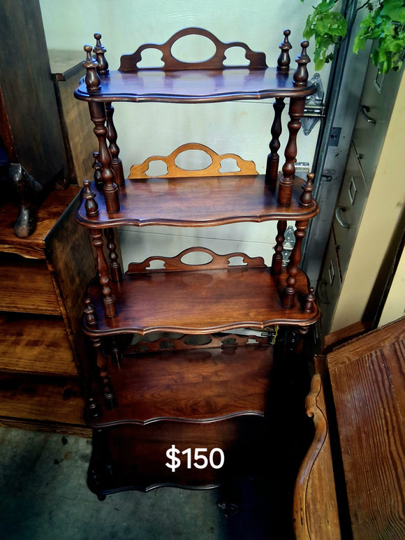 #22030 - Whatnot Shelf from Simpsons, Toronto