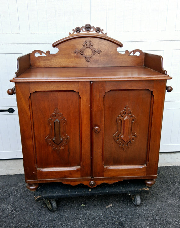 #22233 - Unique Washstand