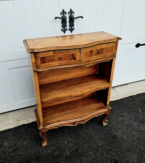 #22586 - Small Shelf