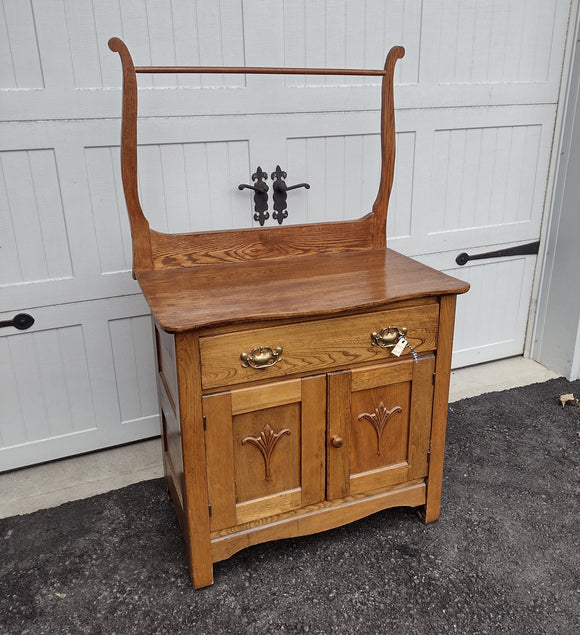 #20004 - Elm Washstand with Harp
