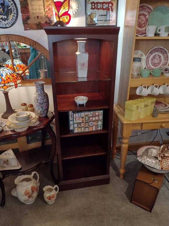 #21405 - Shelf/Curio with Light Made By Butler