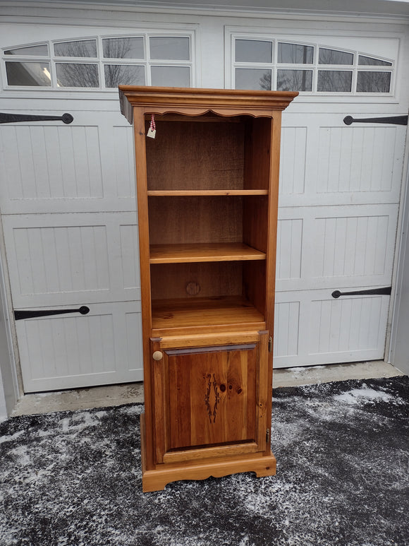 #21889 - Custom-made Solid Pine Bookshelf