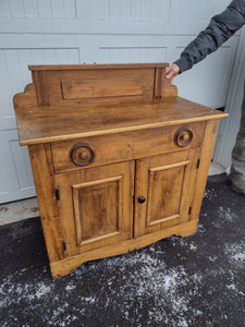 Washstand with Backsplash